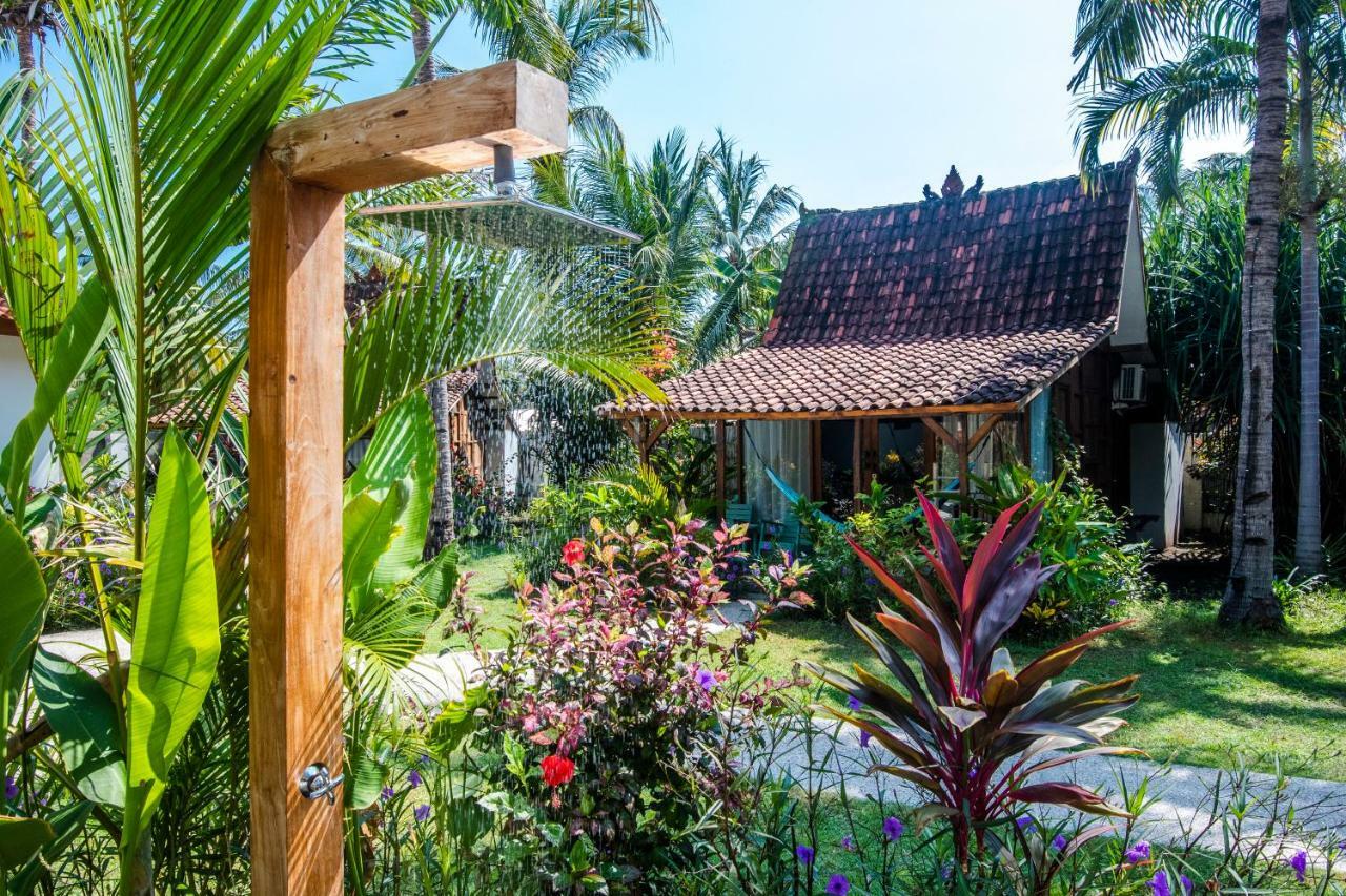 Coconut Garden Resort Gili Trawangan Esterno foto